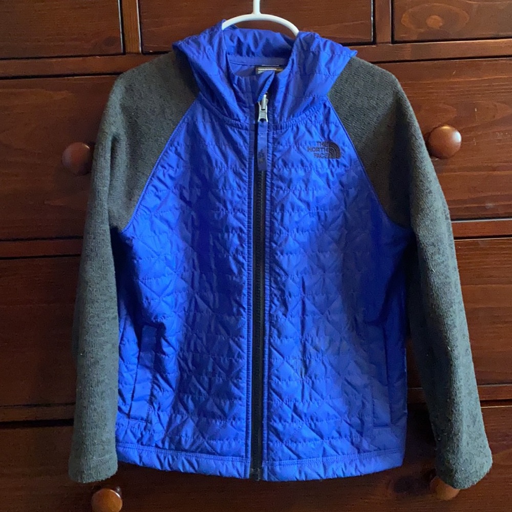 North Face lighter weight boys coat
